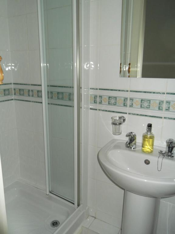 Lyndhurst Guest House Ulverston Room photo